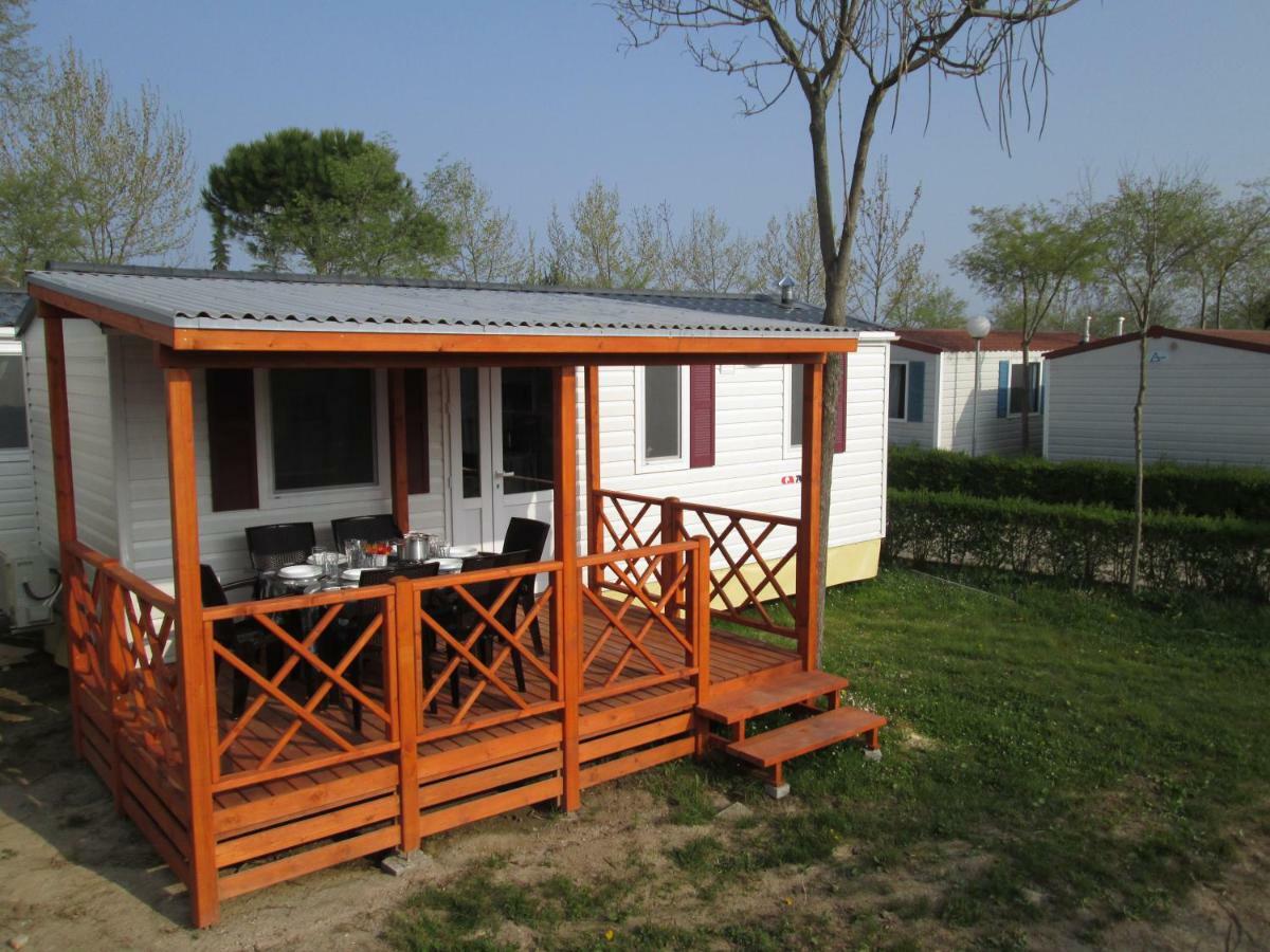 Mobilhome Victoria Bella Italia * Peschiera del Garda